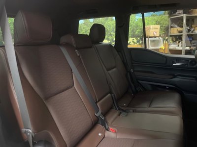 TOYOTA LAND CRUISER 250 - 9