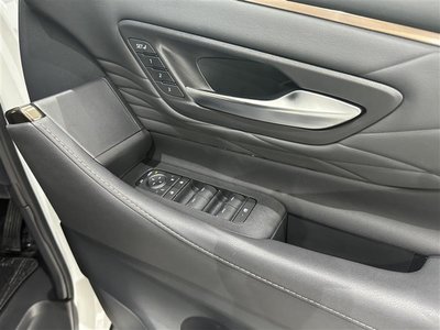 TOYOTA ALPHARD - 7