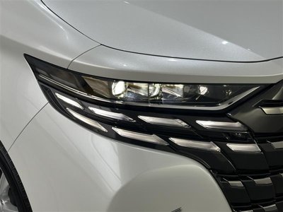TOYOTA ALPHARD - 5