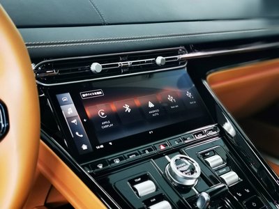 2024 Aston Martin DB12 照片 15