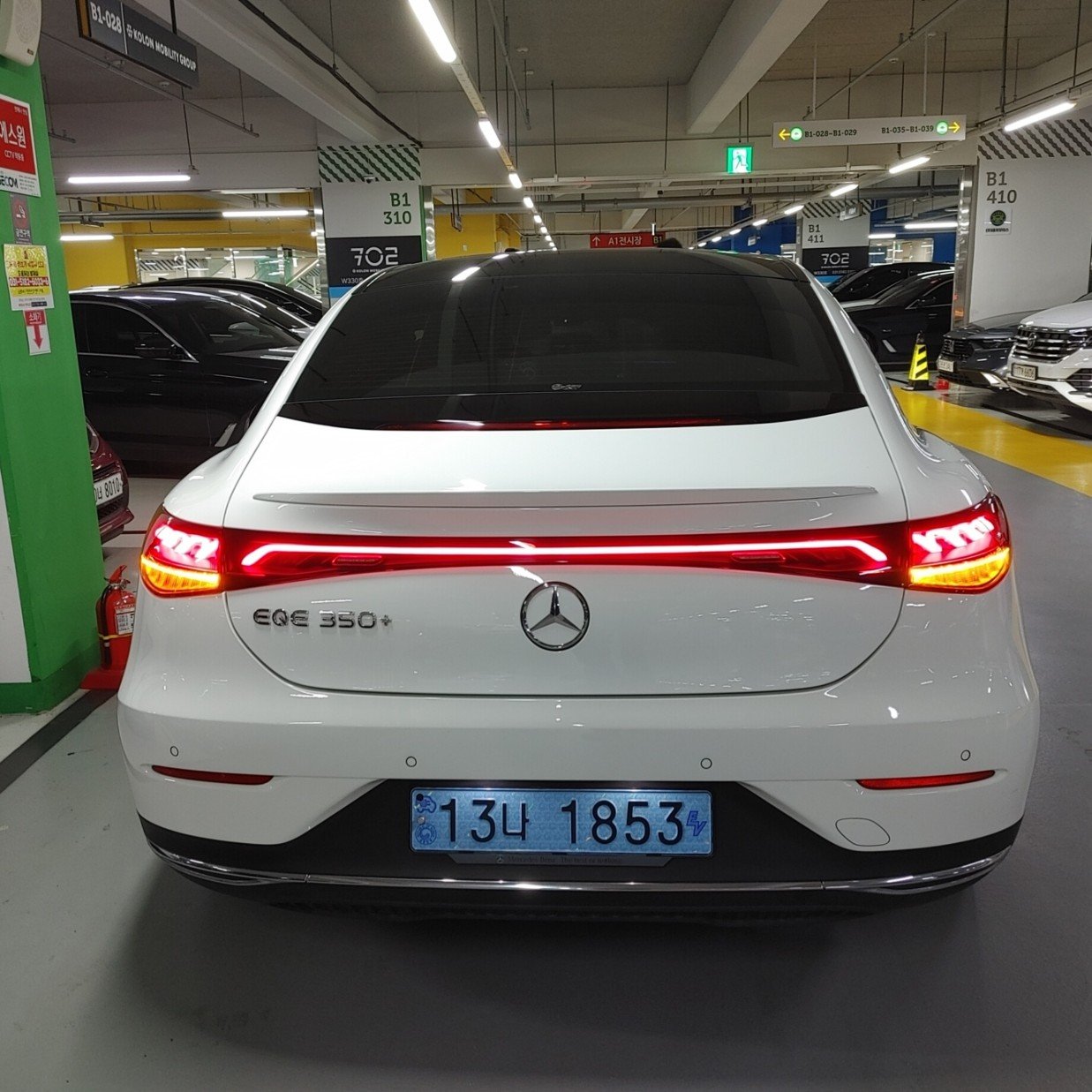 MERCEDES-BENZ EQE - View 1