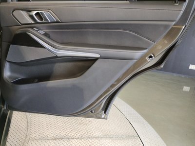 2023 BMW X7 — миниатюра 52