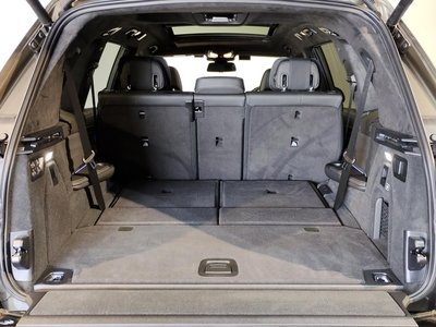 2023 BMW X7 — миниатюра 30