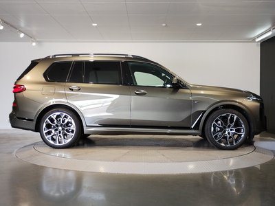 2023 BMW X7 — фото 10