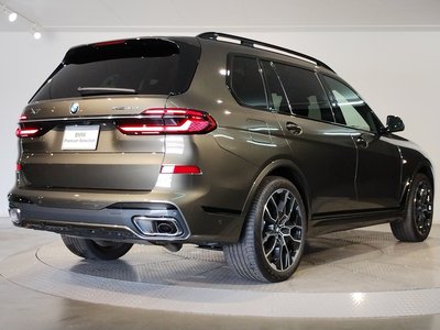 2023 BMW X7 — фото 9