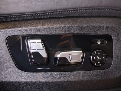 2023 BMW X7 — миниатюра 57