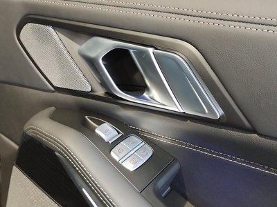2023 BMW X7 — миниатюра 53