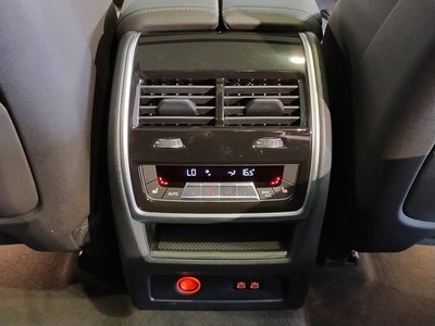 2023 BMW X7 — миниатюра 43