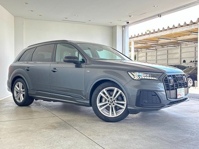 صورة 8 لـ 2024 AUDI Q7