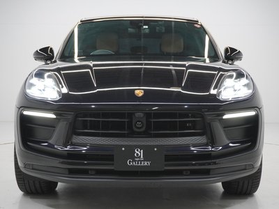 PORSCHE MACAN - 2