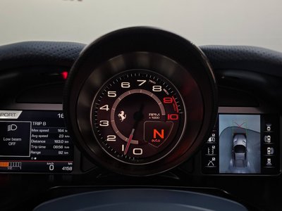 FERRARI 812 - 8