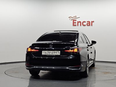 2025 LEXUS ES 照片 4
