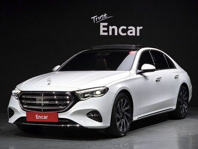 MERCEDES-BENZ E-CLASS