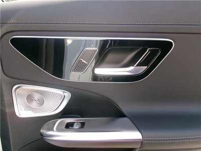 2025 Mercedes-BENZ C-CLASS 缩略图 39