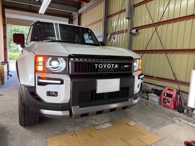 TOYOTA LAND CRUISER 250 - 6