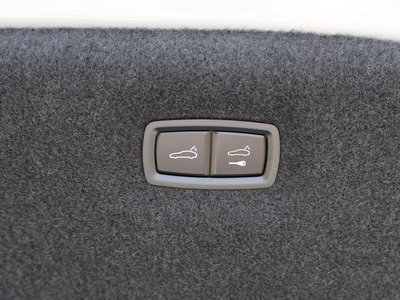 صورة مصغرة 51 لـ 2026 Porsche TAYCAN