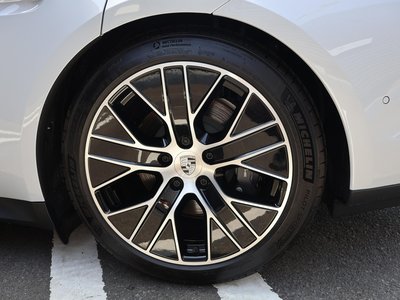 صورة مصغرة 20 لـ 2026 Porsche TAYCAN