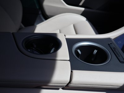 صورة مصغرة 39 لـ 2026 Porsche TAYCAN