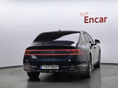 صورة 3 لـ 2022 Genesis G90 (RS4)