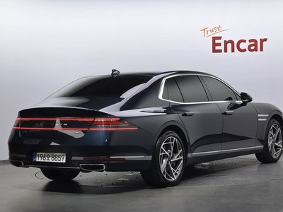 صورة 4 لـ 2022 Genesis G90 (RS4)