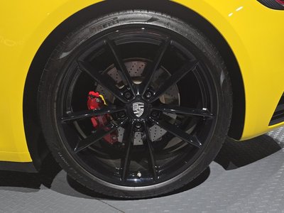 PORSCHE 911 - 8