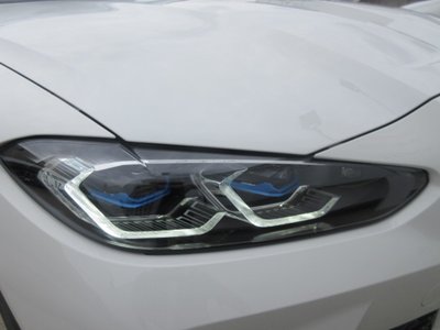 صورة 9 لـ 2023 BMW M3 SEDAN