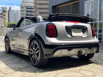 صورة مصغرة 57 لـ 2025 MINI COOPER CONVERTIBLE