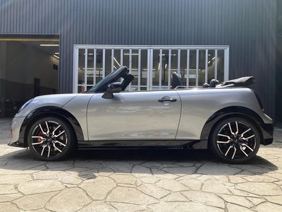 صورة مصغرة 58 لـ 2025 MINI COOPER CONVERTIBLE