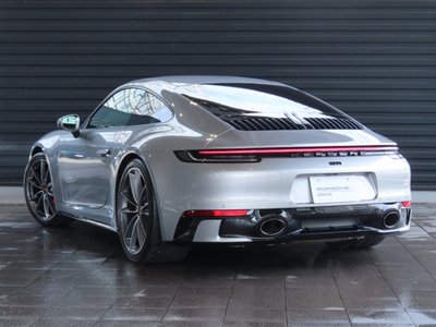 PORSCHE 911 - 6
