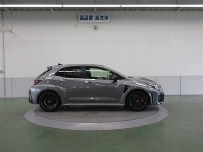 2025 Toyota GR COROLLA photo 5