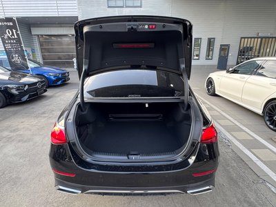MERCEDES-BENZ E-CLASS - 7