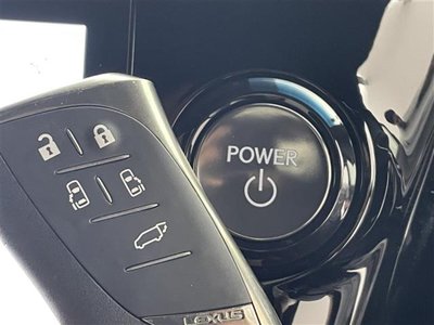 2024 Lexus LM — миниатюра 26