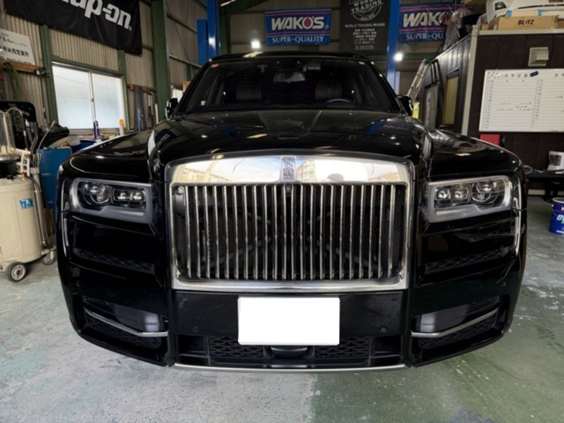 ROLLS ROYCE CULLINAN - View 1