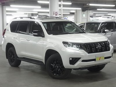 TOYOTA LAND CRUISER PRADO - 8