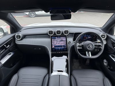 صورة 2 لـ 2025 Mercedes-BENZ GLC
