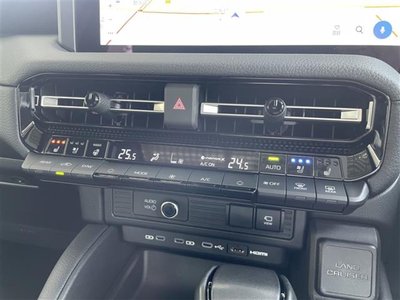 TOYOTA LAND CRUISER 250 - 10