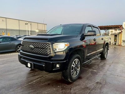 TOYOTA TUNDRA - 1
