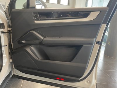 صورة مصغرة 27 لـ 2025 Porsche CAYENNE