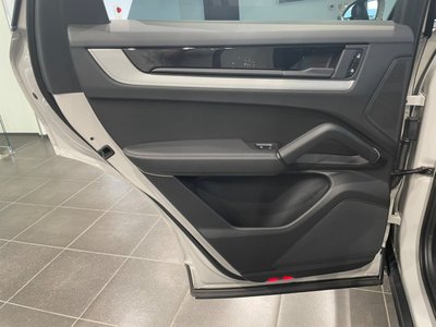 صورة مصغرة 45 لـ 2025 Porsche CAYENNE