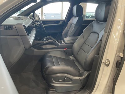 صورة مصغرة 30 لـ 2025 Porsche CAYENNE