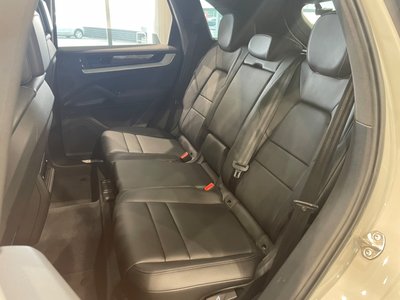 صورة مصغرة 43 لـ 2025 Porsche CAYENNE