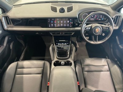 صورة مصغرة 49 لـ 2025 Porsche CAYENNE
