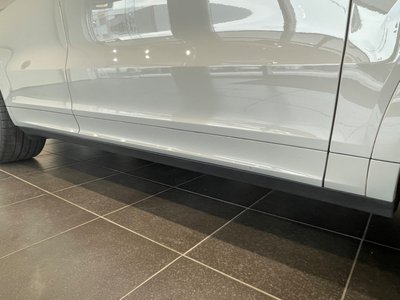 2025 Porsche CAYENNE photo 10