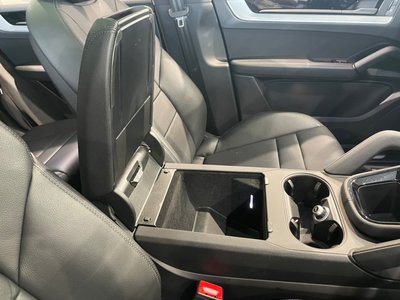 صورة مصغرة 62 لـ 2025 Porsche CAYENNE