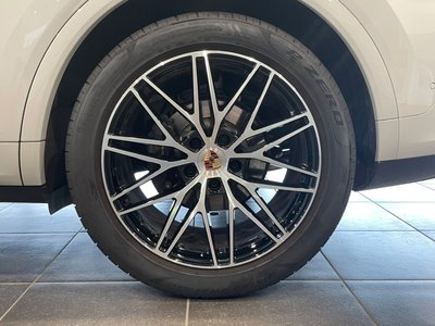 صورة مصغرة 21 لـ 2025 Porsche CAYENNE