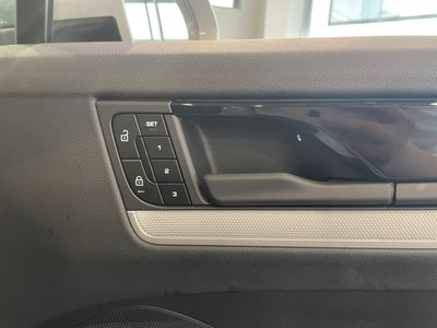 صورة مصغرة 29 لـ 2025 Porsche CAYENNE