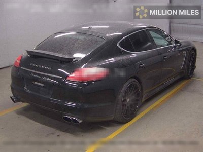 PORSCHE PANAMERA - 5