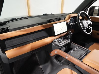 LAND ROVER DEFENDER 2022 thumbnail 17