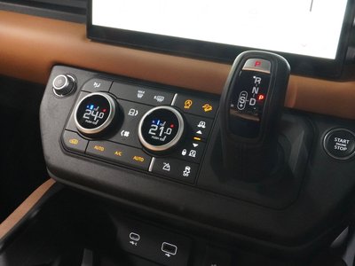 LAND ROVER DEFENDER 2022 thumbnail 14