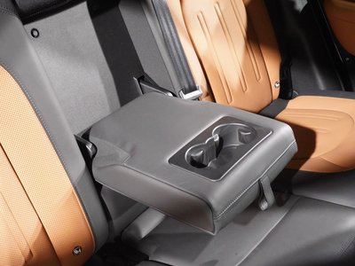 LAND ROVER DEFENDER 2022 thumbnail 24